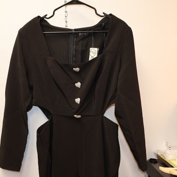 Fashion to Figure Size O (XL) Heart Button Jumpsuit with Waist Cutouts Black - Picture 8 of 16